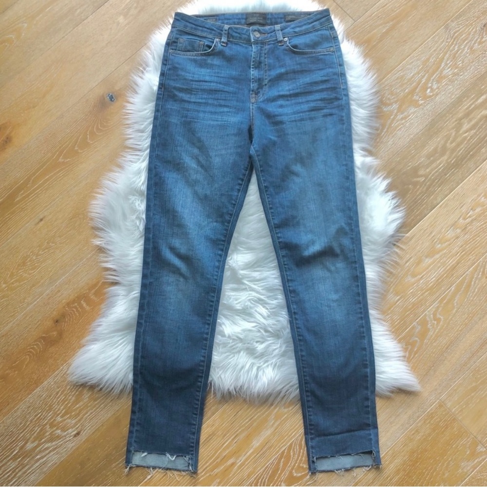 TAILOR MADE by Plenty Seoul Ultra High Rise Jeans Size 27